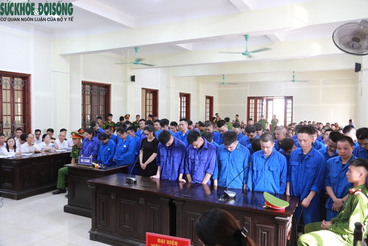 Đường dây lừa đảo qua mạng hơn 71 tỷ đồng, 48 bị cáo lĩnh án- Ảnh 3.