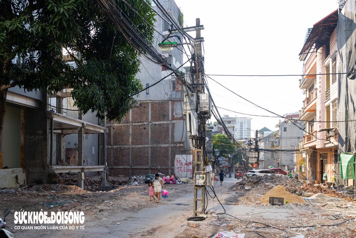 Hiện trạng 'ngõ khổ' Hà Nội đang được mở rộng lên 21,5m- Ảnh 4.