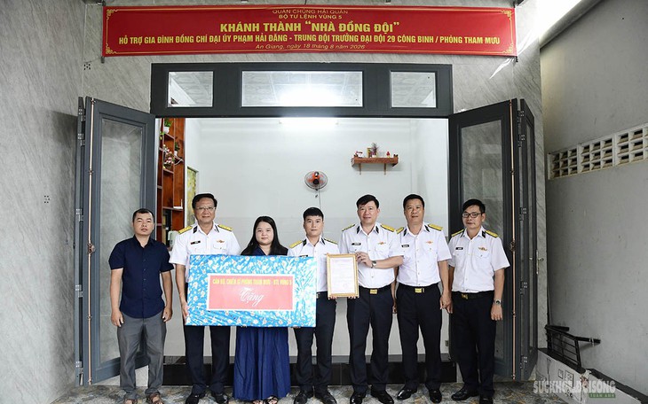 Trang bị kiến thức biển đảo cho nhiều cán bộ tổ dân phố - Ảnh 3.