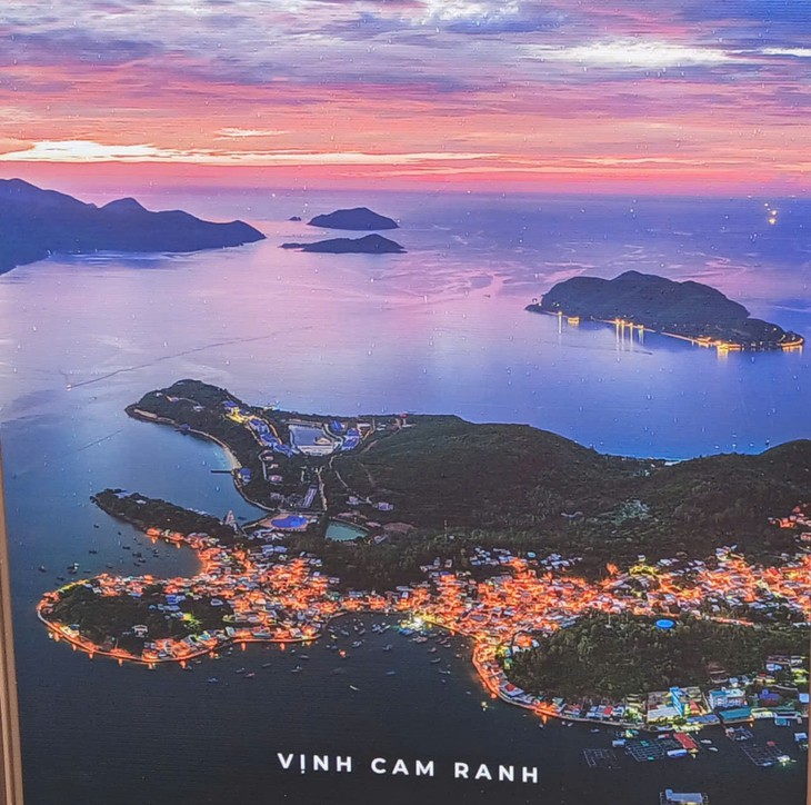 Hội tụ vẻ đẹp của tứ vịnh lừng danh ở Khánh Hòa- Ảnh 1.