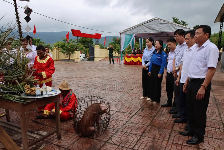 Rộn ràng Tết Lấp lỗ ở bản Rào Tre, Hà Tĩnh- Ảnh 5.