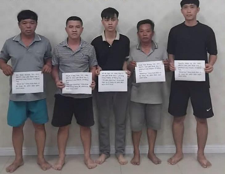 Cá độ gần 100 triệu đồng trong trận chung kết World Cup, 5 người bị tạm giữ - Ảnh 1.