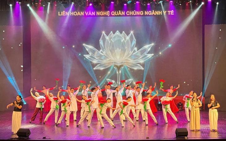 Lan tỏa những giai điệu đẹp, bồi đắp văn hóa ngành Y từ Liên hoan Văn nghệ quần chúng lần thứ V- Ảnh 6.