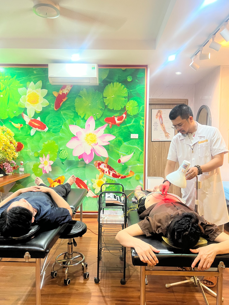 Lương y Phạm Đức Tuấn: Dấu ấn danh hiệu 'Thầy thuốc Đông Y tiêu biểu toàn quốc'- Ảnh 4.