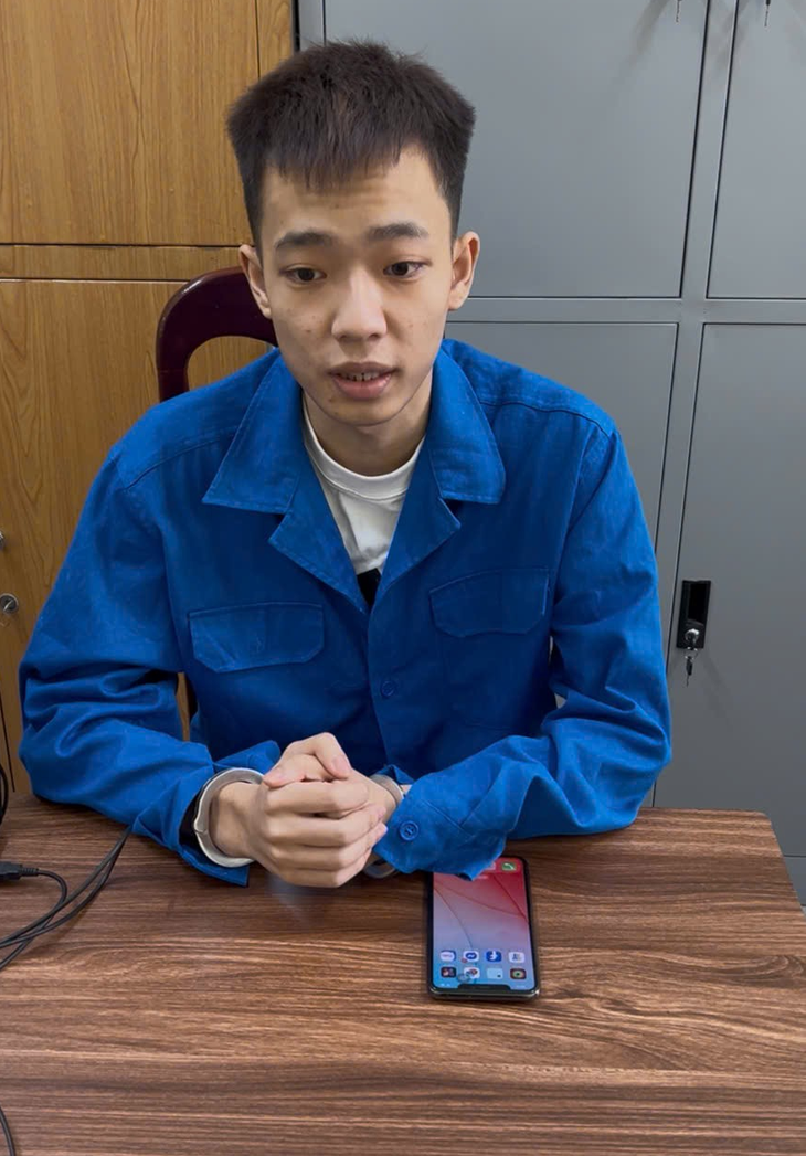 Xác minh vụ việc lừa đảo chiếm đoạt tài sản, phát hiện đối tượng đánh bạc - Ảnh 1.