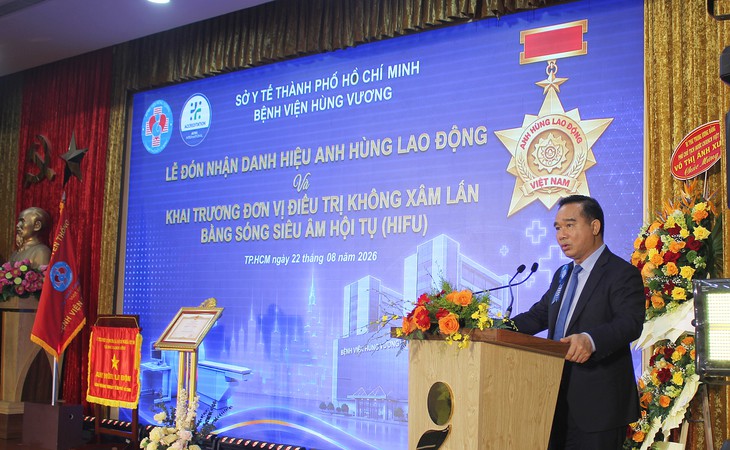 Bệnh viện Hùng Vương đón nhận danh hiệu Anh hùng Lao động- Ảnh 4.
