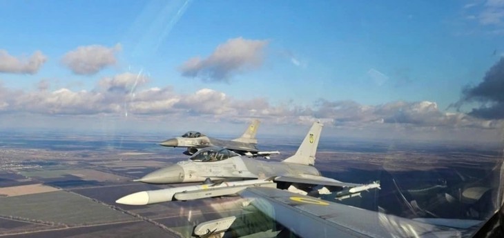 Tiêm kích F-16 chưa đủ sức đẩy MiG-29 và Su-27 khỏi bầu trời Ukraine?- Ảnh 1.
