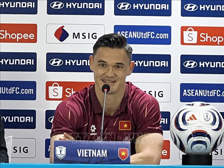 ASEAN Cup 2026: HLV Kim Sang Sik cảm ơn sự cổ vũ hết mình của các cổ động viên- Ảnh 2.