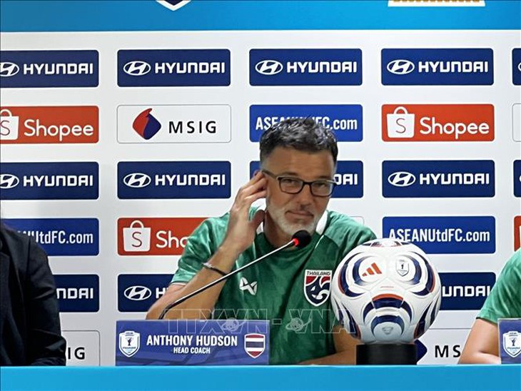ASEAN Cup 2026: HLV Kim Sang Sik cảm ơn sự cổ vũ hết mình của các cổ động viên- Ảnh 3.
