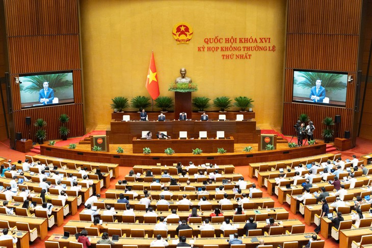 Quốc hội thông qua nhiều luật, nghị quyết và bế mạc Kỳ họp không thường lệ- Ảnh 1.