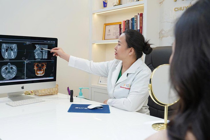 6 nguyên tắc bác sĩ cần đánh giá trước khi chỉnh mũi ngắn- Ảnh 1.