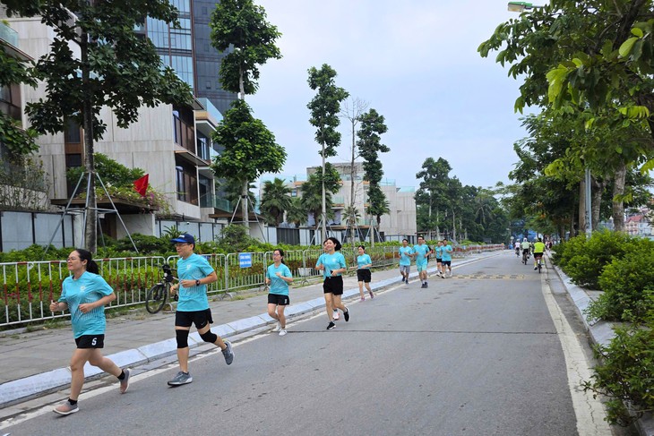 Sinh nhật 50 năm Vinamilk: hơn 1.500 nhân viên chọn cách đặc biệt để cùng chúc mừng - Ảnh 1.