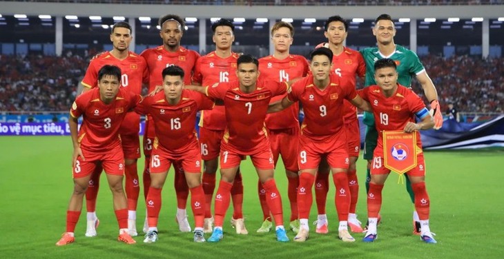 TRỰC TIẾP Đội tuyển Việt Nam vs Thái Lan: Xuân Son đá chính - Ảnh 1.