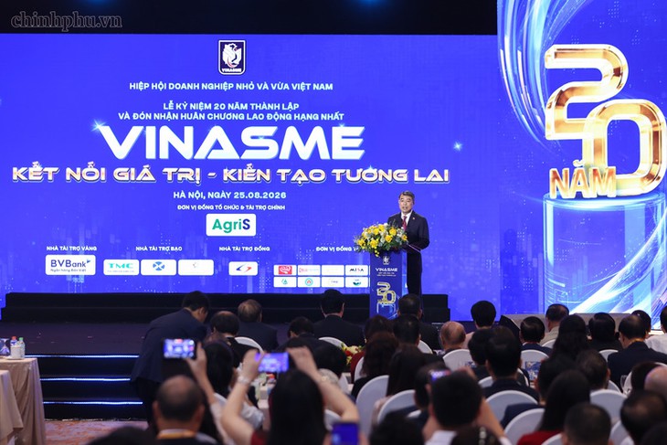 Thủ tướng: Khơi thông nguồn lực, thúc đẩy công nghệ, mở rộng thị trường cho doanh nghiệp nhỏ và vừa- Ảnh 4.
