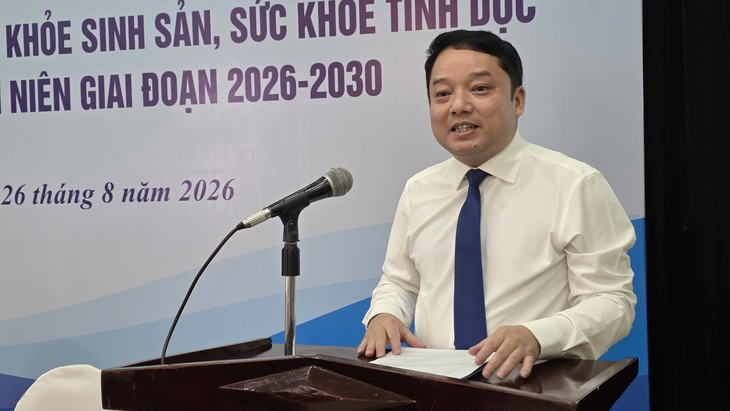 Tuổi quan hệ tình dục lần đầu là 18,7,khoảng trống sức khỏe sinh sản vị thành niên - Ảnh 2.