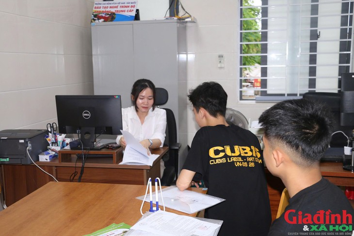 Điểm 10 vẫn chọn trường nghề thay vì đại học- Ảnh 1.