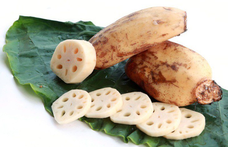 5 cách nấu canh củ sen bổ dưỡng, dễ ăn - Ảnh 1.