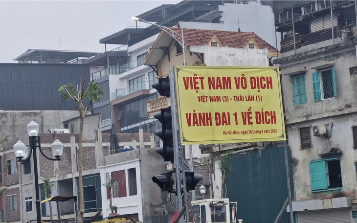 Điều chỉnh giao thông, các phương tiện đi qua Hoàng Cầu - Voi phục cần biết- Ảnh 2.