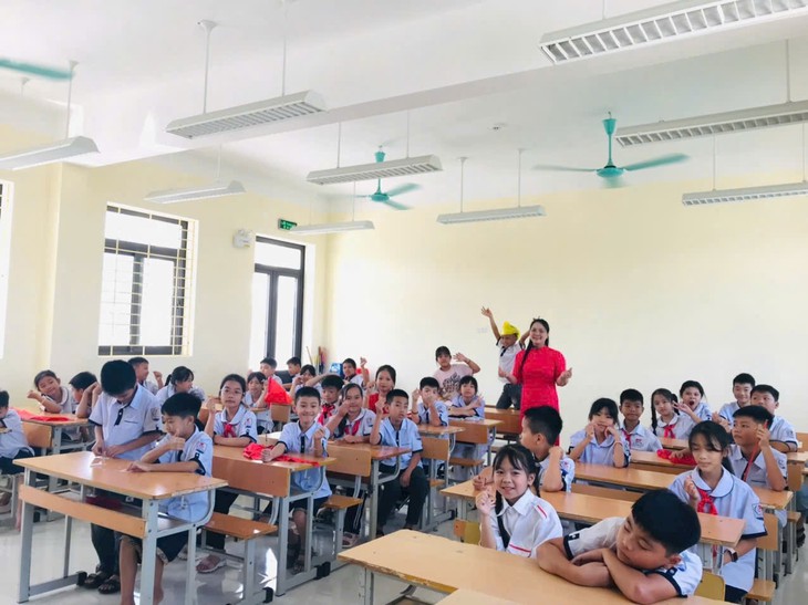 Hướng dẫn về bố trí giáo viên sau sáp nhập trường học- Ảnh 1.