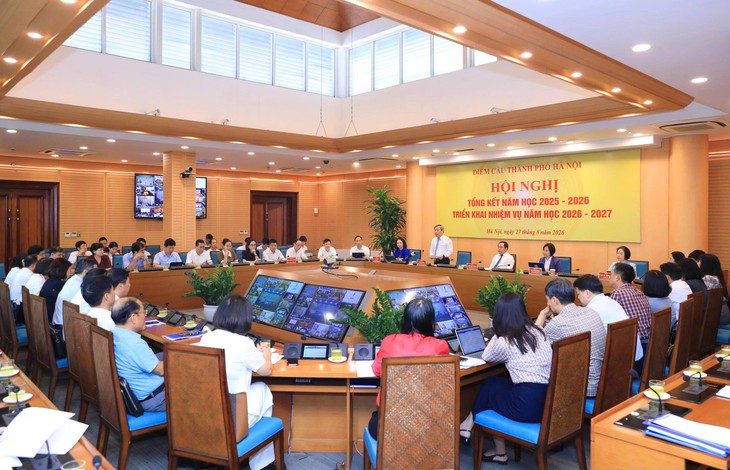 Hà Nội bảo đảm công bằng trong tiếp cận giáo dục, ưu tiên nơi còn thiếu trường - Ảnh 1.