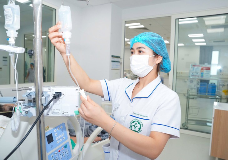 Ngành Y tế bảo đảm cấp cứu, khám chữa bệnh dịp nghỉ lễ Quốc khánh 2/9- Ảnh 1.