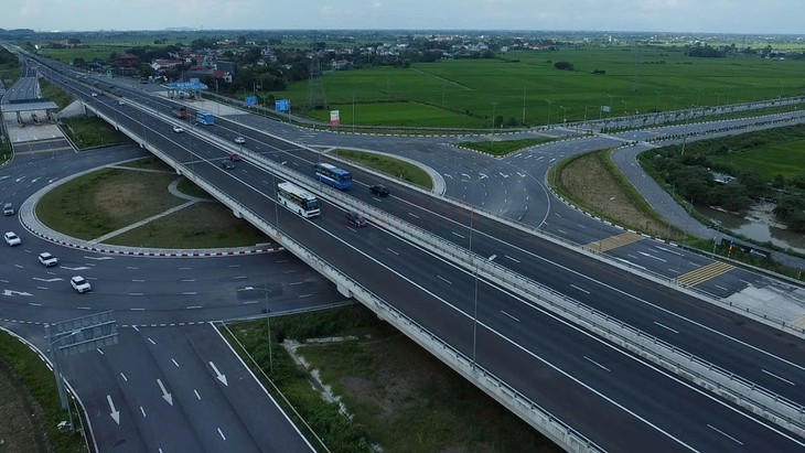 CSGT xử lý lỗi không giữ khoảng cách, cao tốc Pháp Vân - Cầu Giẽ - Cao Bồ ra sao?- Ảnh 4.