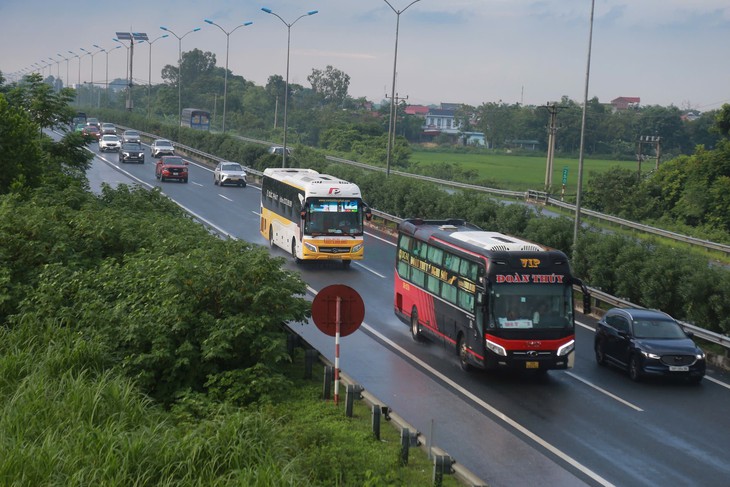 CSGT xử lý lỗi không giữ khoảng cách, cao tốc Pháp Vân - Cầu Giẽ - Cao Bồ ra sao?- Ảnh 8.