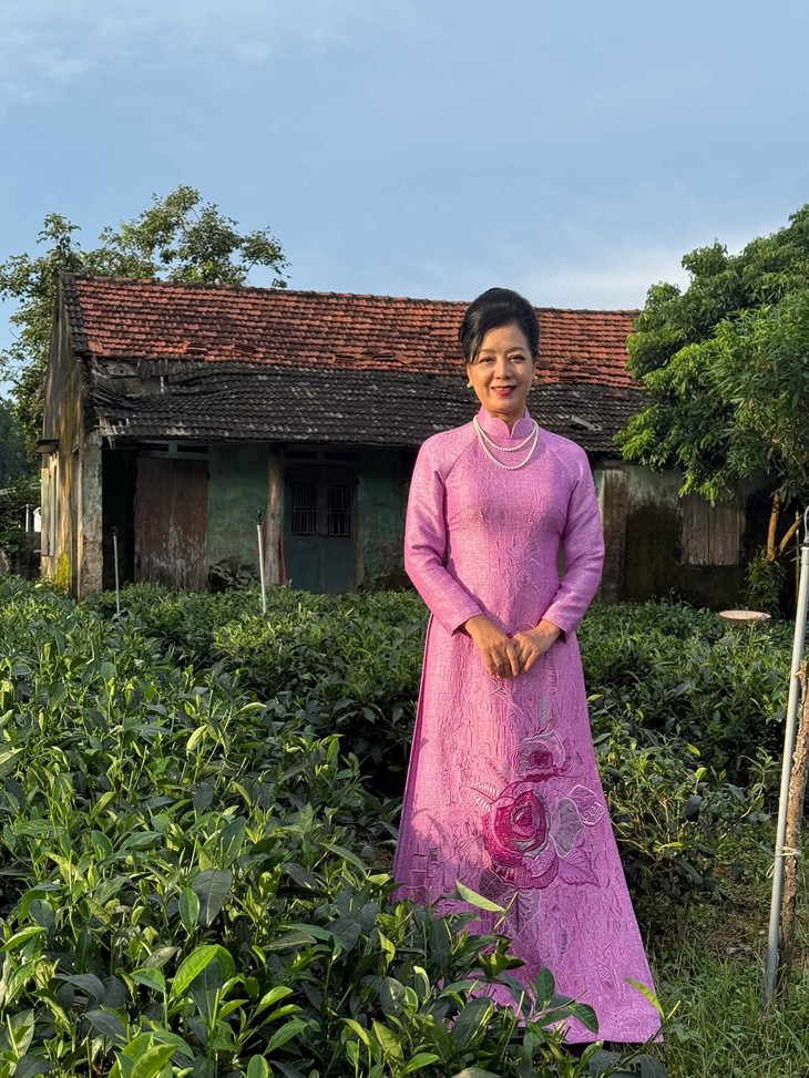 NSƯT Chiều Xuân: 'Tôi hạnh phúc vô cùng khi được vào vai Hoàng hậu'- Ảnh 4.