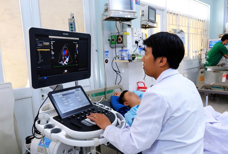 Đột ngột ngất xỉu, nam thanh niên 27 tuổi phát hiện viêm cơ tim cấp - Ảnh 1.