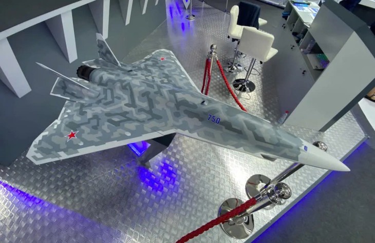 UAV Su-75 có thể trở thành cánh tay nối dài của tiêm kích Su-57D Nga- Ảnh 2.