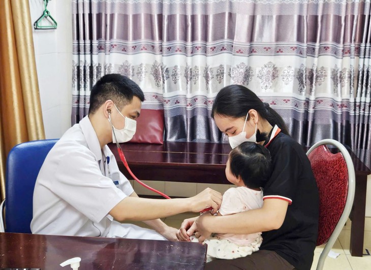 Phòng tay chân miệng khi trẻ bước vào năm học mới- Ảnh 3.