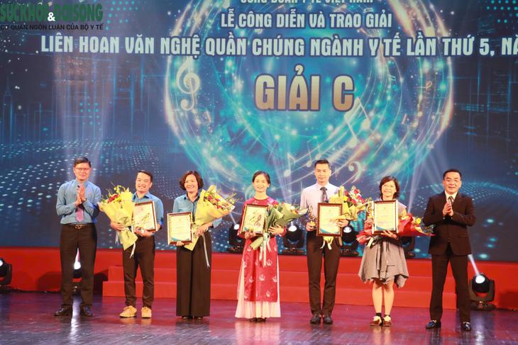 Lan tỏa những giai điệu đẹp, bồi đắp văn hóa ngành Y từ Liên hoan Văn nghệ quần chúng lần thứ V- Ảnh 4.