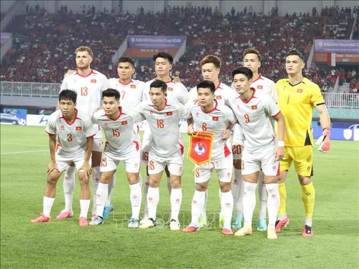 Thắng thuyết phục Indonesia 3-0, ĐT Việt Nam tiến gần tấm vé vào bán kết- Ảnh 1.