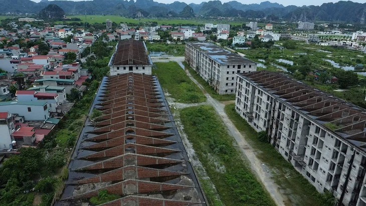 Ninh Bình: Những khối nhà KTX hơn 860 tỷ đồng 'ngủ quên' suốt 17 năm- Ảnh 6.