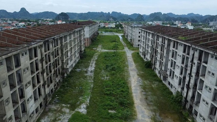 Ninh Bình: Những khối nhà KTX hơn 860 tỷ đồng 'ngủ quên' suốt 17 năm- Ảnh 11.
