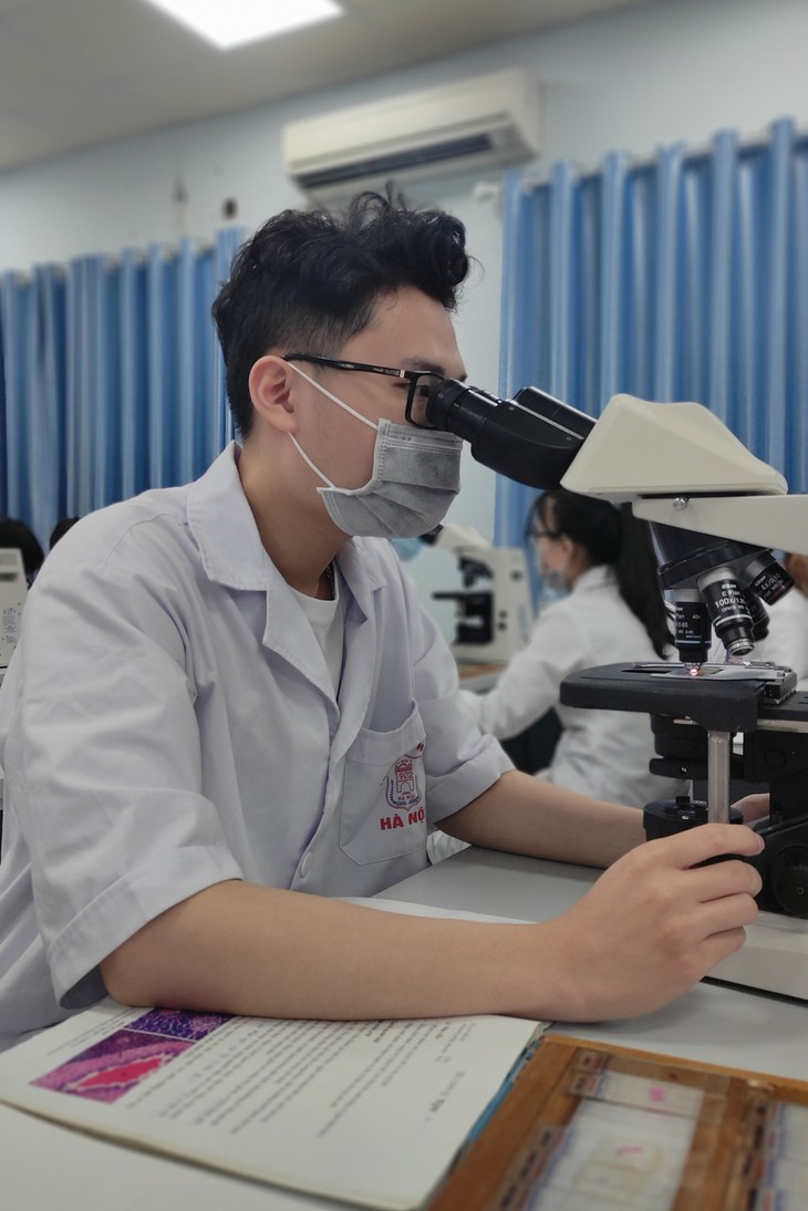 Cơ duyên đặc biệt phía sau ngôi vị thủ khoa nội trú Y học cổ truyền- Ảnh 2.
