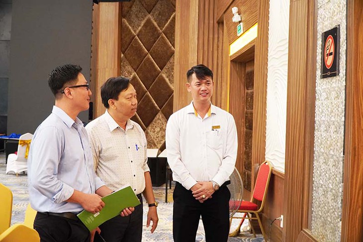 Giám sát phòng, chống tác hại thuốc lá tại cơ sở giáo dục, lưu trú, nhà máy- Ảnh 1.