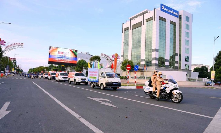 Quyết liệt phòng, chống tác hại thuốc lá, bảo vệ sức khỏe cộng đồng- Ảnh 1.