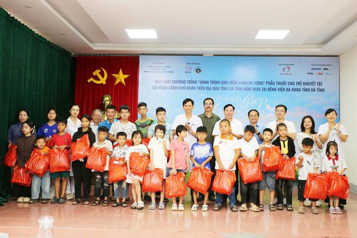 Chắp cánh hy vọng cho trẻ em khuyết tật- Ảnh 5.