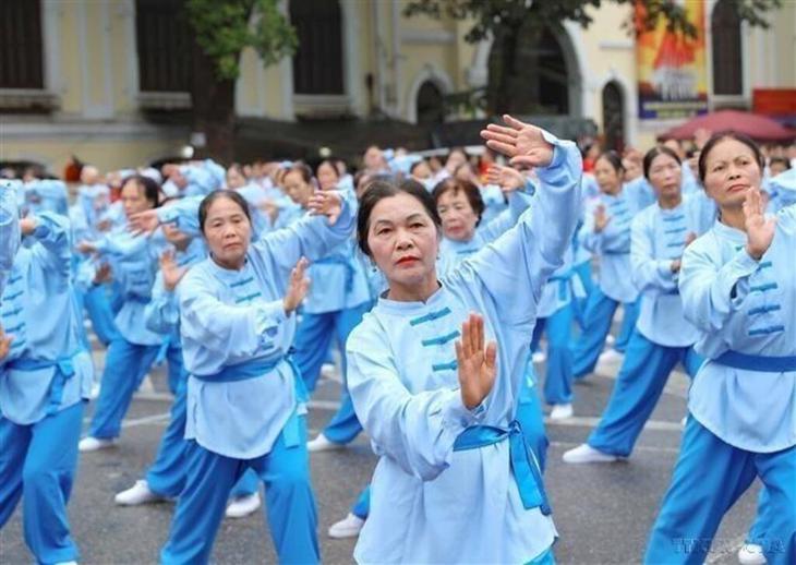 Thủ tướng kiện toàn thành viên Ủy ban Quốc gia về người cao tuổi- Ảnh 1.