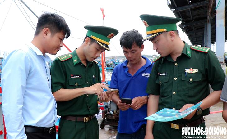 Khánh Hòa siết chặt chống khai thác IUU, quyết tâm gỡ 'thẻ vàng' EC - Ảnh 1.
