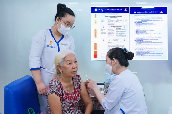 Lầm cúm với cảm vặt, người cao tuổi có thể gặp biến chứng thậm chí tử vong - Ảnh 3.