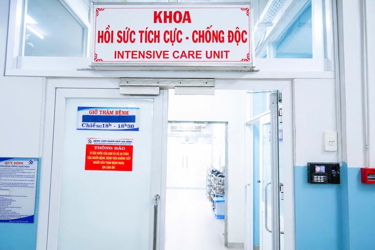 Cháy nhà ở TPHCM, 2 người tử vong, 1 người nguy kịch - Ảnh 2.