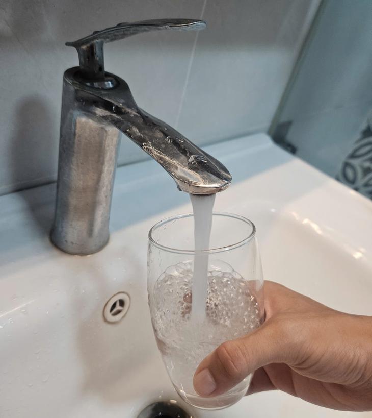 Hướng dẫn phòng ngừa các bệnh tiêu hóa và nhiễm độc từ nguồn nước sinh hoạt - Ảnh 1.