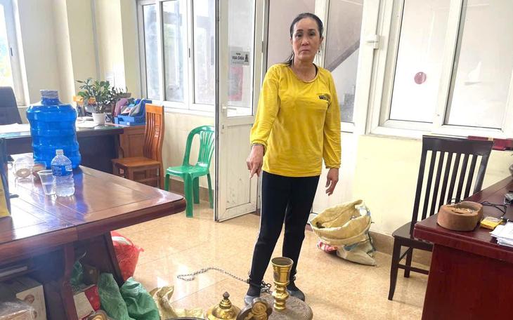 Bắt đối tượng kê gạch tháo trộm 2 bánh xe ô tô tại khu đô thị Thanh Hà- Ảnh 4.