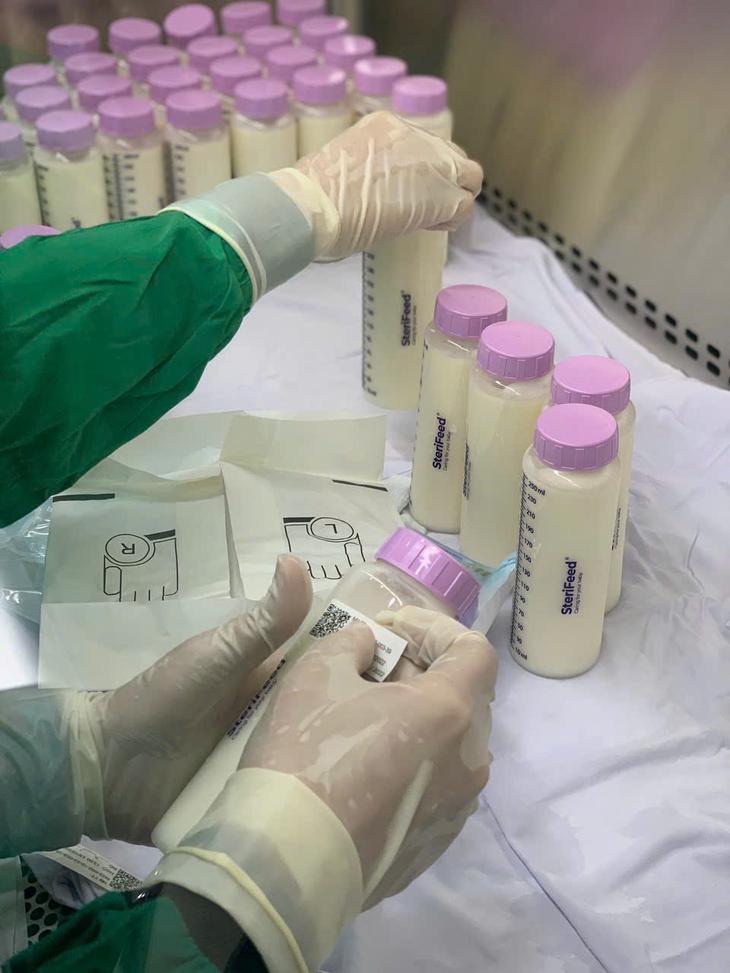 Ngân hàng sữa mẹ lớn nhất Việt Nam: Nhiều bà mẹ hiến 500 lít sữa, trao cơ hội sống cho trẻ sinh non - Ảnh 3.