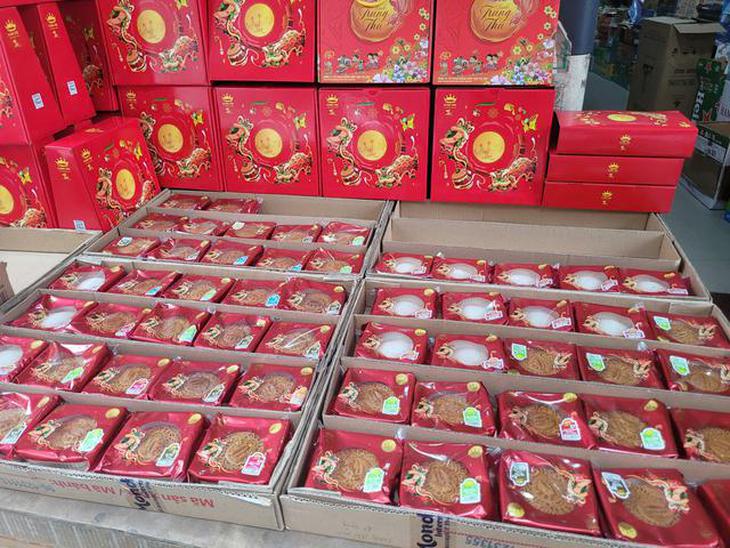 Hà Nội mở đợt cao điểm kiểm tra bánh Trung thu, ưu tiên kiểm tra đột xuất- Ảnh 2.