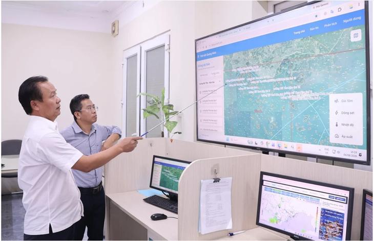 Chính thức vận hành hệ thống cảnh báo sớm dông sét trên Vịnh Hạ Long bằng công nghệ AI- Ảnh 1.