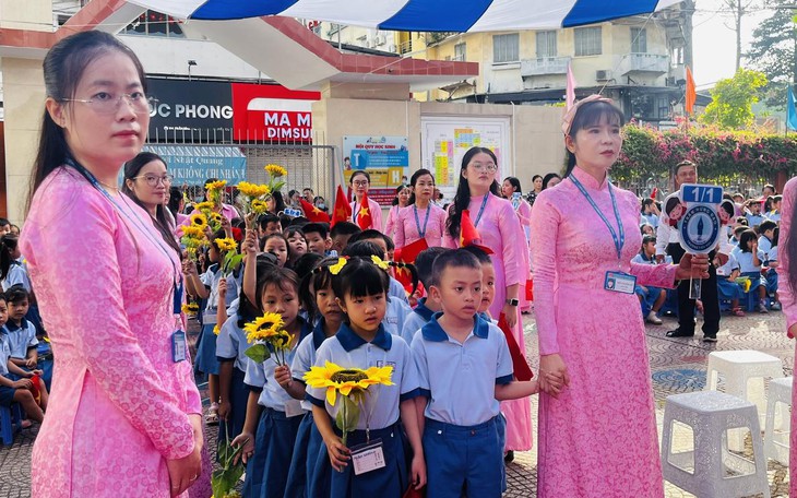 TPHCM: Chỉ tiêu nghĩa vụ quân sự năm 2027 dự kiến tăng 10% - Ảnh 2.