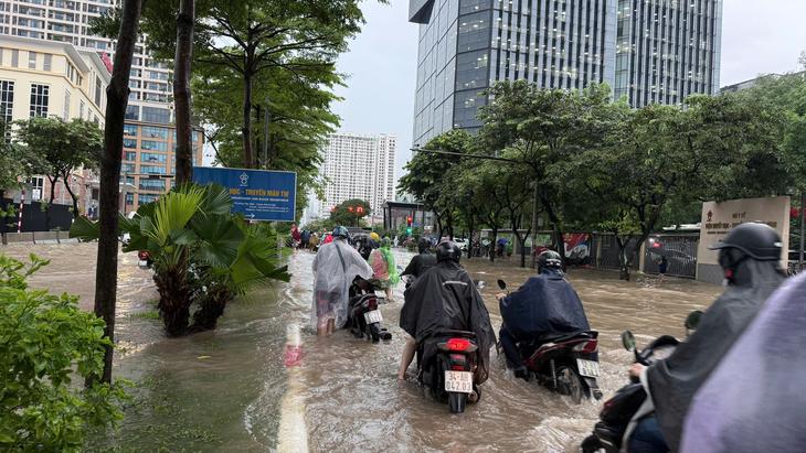 Khi nào miền Bắc có mưa dông giải nhiệt nắng nóng?- Ảnh 1.
